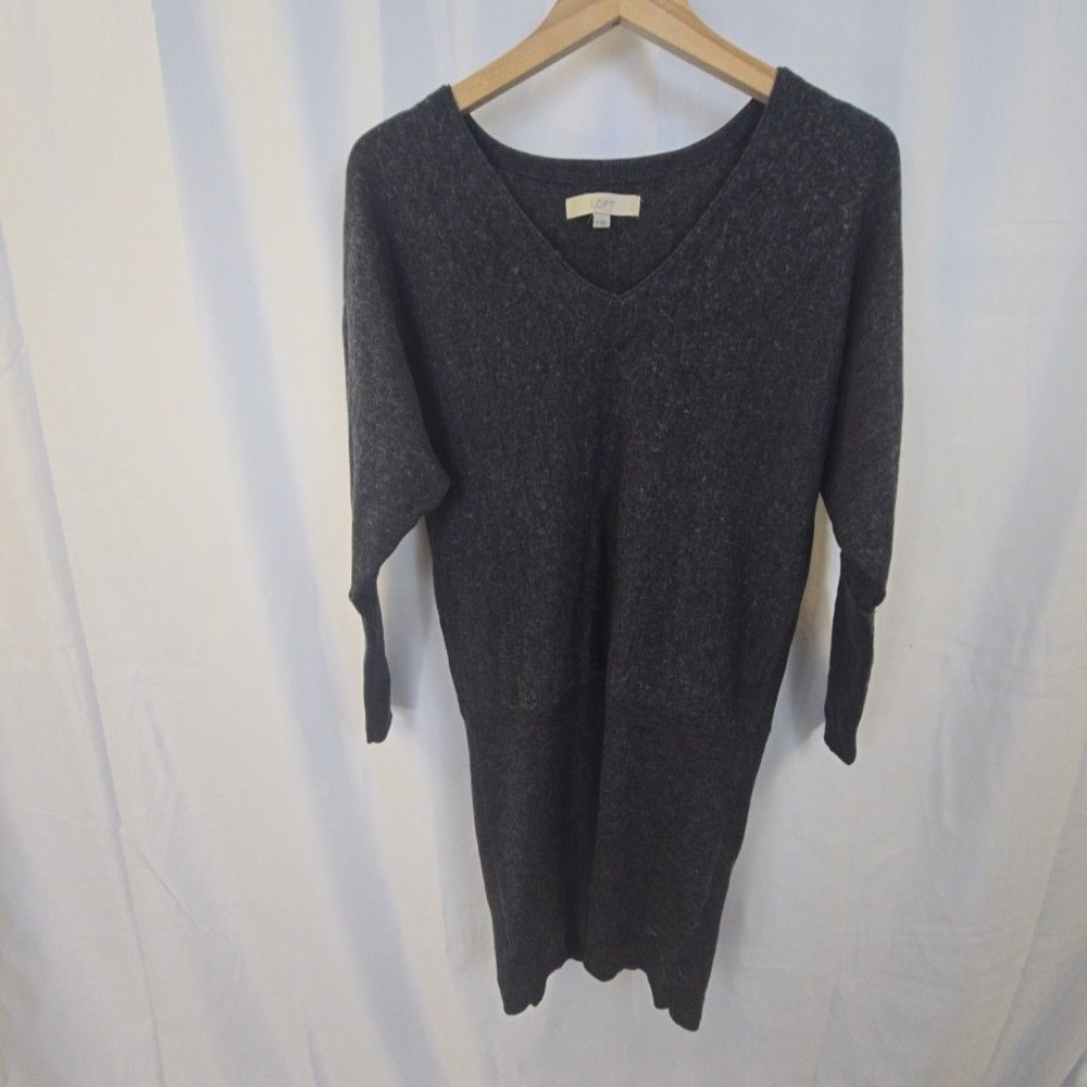 LOFT Sweater Dress Womens Medium Gray V Neck Long Dolman Sleeve Knit Stretch